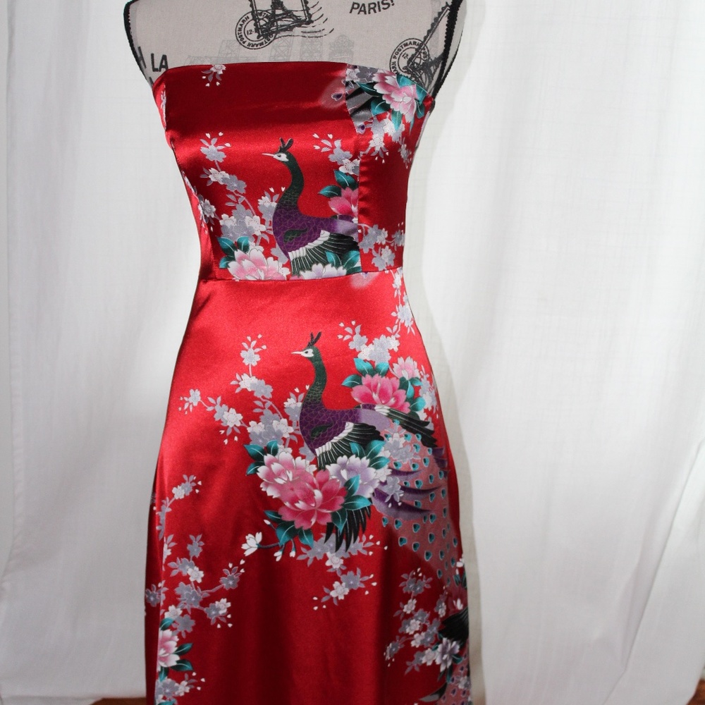 Dress - Picture 4 of 4